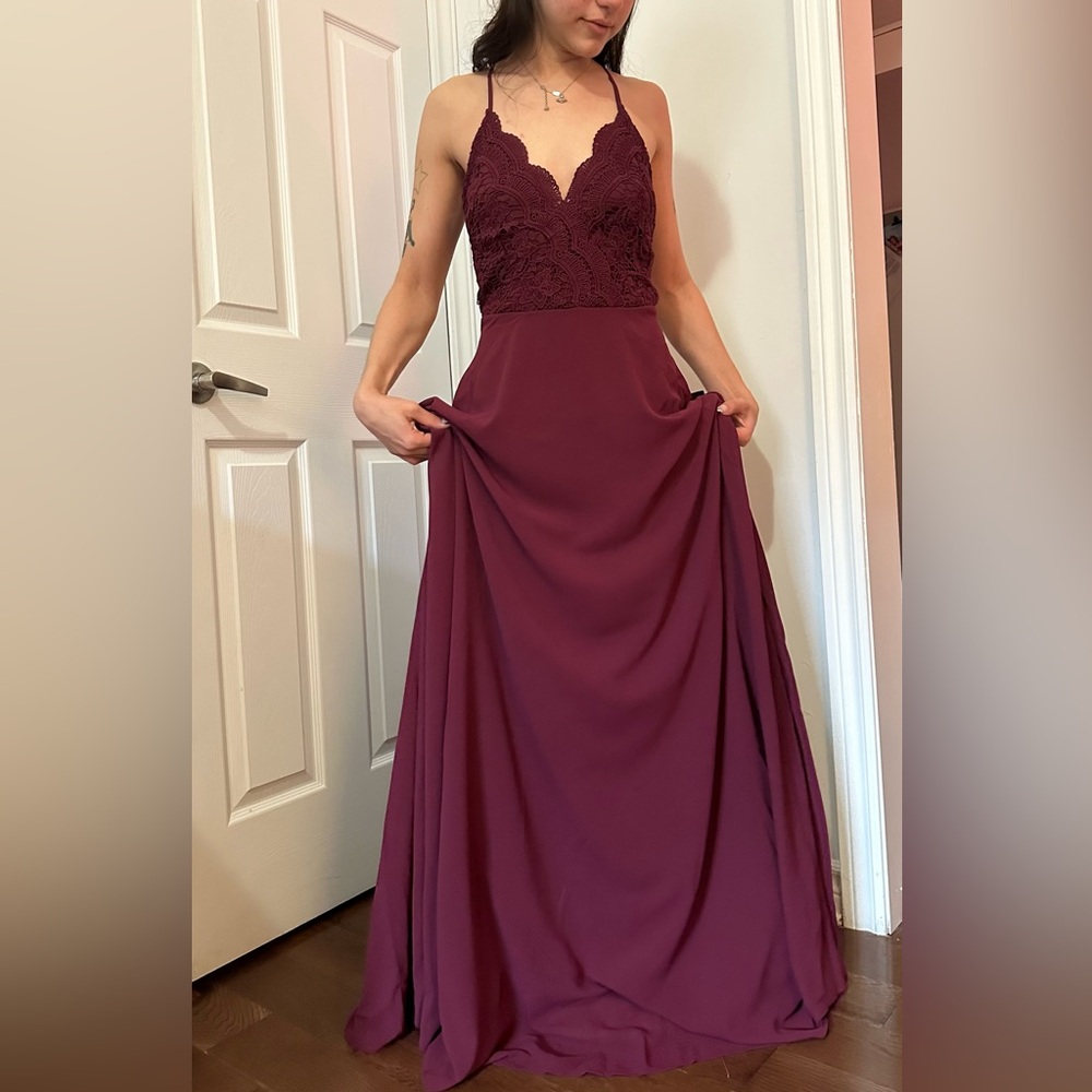 Prom dress Mannequin is 5'4 & 105lbs